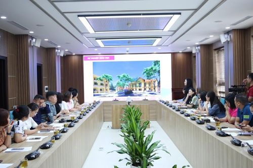 Đoàn nhà báo Hà Nội, tỉnh Điện Biên, Lai Châu làm việc với quận Tây Hồ