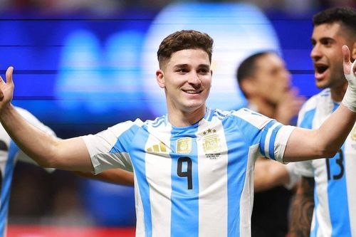 Olympic Ukraine vs Olympic Argentina: Julian Alvarez trên đường làm nên lịch sử