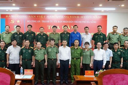 Tọa đàm đảm bảo an ninh, trật tự phục vụ phát triển kinh tế - xã hội 14 tỉnh miền Trung
