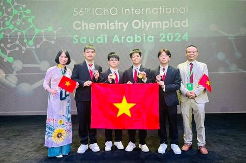 4 học sinh giành huy chương Olympic Hóa học quốc tế