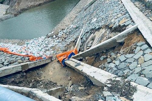 Hồ chứa nước Đất Dốc tại Côn Đảo bị sự cố: Nhà thầu nào thi công?