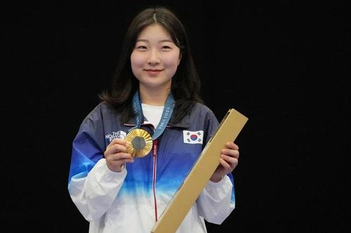 Nữ xạ thủ 16 tuổi Hàn Quốc giành Huy chương Vàng Olympic
