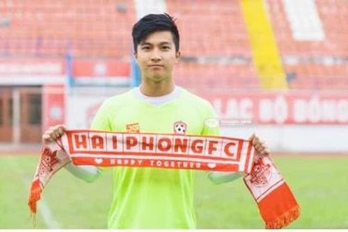 Hải Phòng chia tay cầu thủ Việt kiều