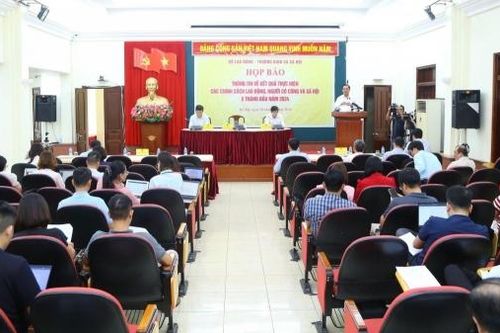 6 tháng đầu năm 2024, tỷ lệ thất nghiệp ở độ tuổi lao động không đổi so với cùng kỳ năm trước