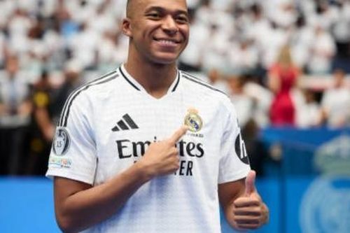 Mbappe chuẩn bị mua CLB bóng đá Pháp