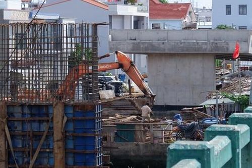 Bị 'treo' gần 3 năm, cầu 748 tỷ đồng ở khu Nam TPHCM sắp thông xe