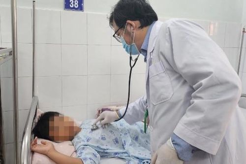 Hơn 10 năm mới phát hiện quý tử nhà mình là... con gái
