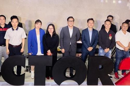 Red Comms ra mắt công ty truyền thông y tế Doctor 247
