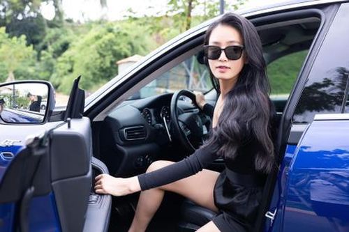 Mẹ Á hậu Bùi Khánh Linh có yêu cầu thú vị dành cho con