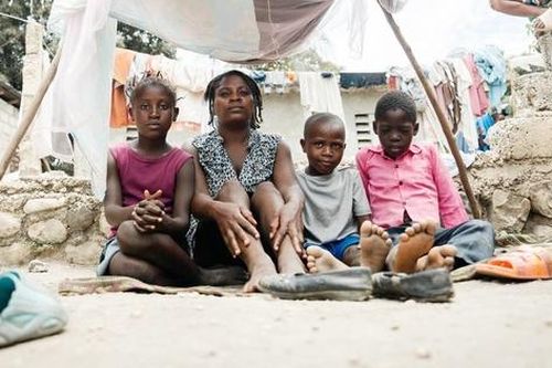 Bạo lực hủy hoại tương lai của phụ nữ và trẻ em Haiti