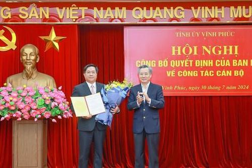 Ban Bí thư điều động, chỉ định Thứ trưởng giữ chức Phó Bí thư Tỉnh ủy Vĩnh Phúc