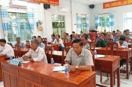 Đại biểu HĐND 3 cấp tỉnh An Giang tiếp xúc cử tri vùng biên giới Tri Tôn
