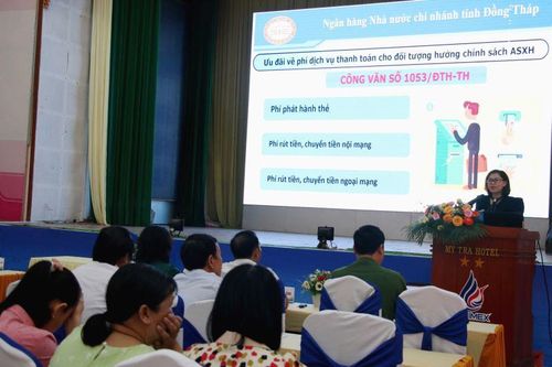 Tập huấn chi trả an sinh xã hội không dùng tiền mặt người có công với cách mạng