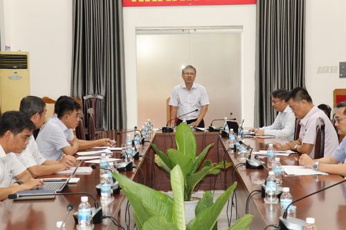 Thống nhất chủ trương giao đất có thu tiền sử dụng đất đối với 11 trường hợp ở Vạn Ninh