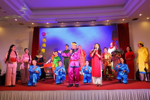 Tự hào nghệ thuật bài chòi xứ Trầm