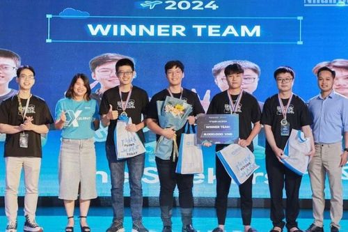 Ứng dụng hỗ trợ tìm kiếm địa điểm du lịch giành Quán quân của cuộc thi UniHack 2024