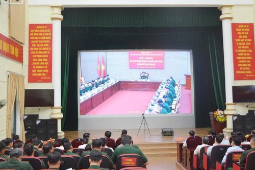 Tiếp tục thực hiện tốt nhiệm vụ xây dựng, hoạt động phòng thủ quân khu và khu vực phòng thủ