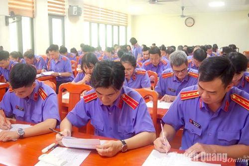 Trên 100 thí sinh tham gia thi nghiệp vụ thực hành quyền công tố, kiểm sát hoạt động tư pháp