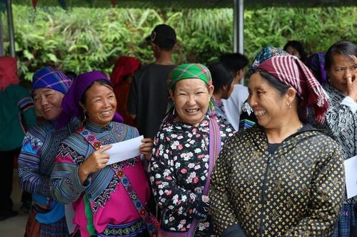 Rộn ràng Ngày hội Bình đẳng giới tại vùng 'cao nguyên trắng'