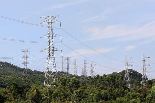 Thủ tướng chỉ đạo hoàn thành đường dây 500kV mạch 3 vào dịp Quốc khánh 2/9