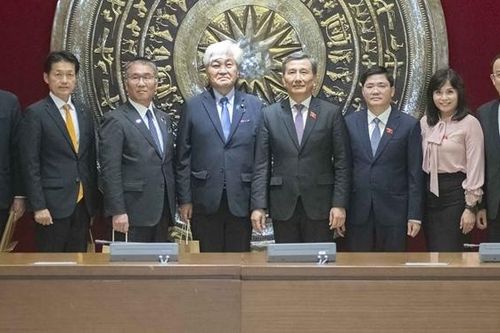 Chủ nhiệm Ủy ban Khoa học, Công nghệ và Môi trường Lê Quang Huy tiếp Đoàn Ủy ban Môi trường Hạ viện Nhật Bản