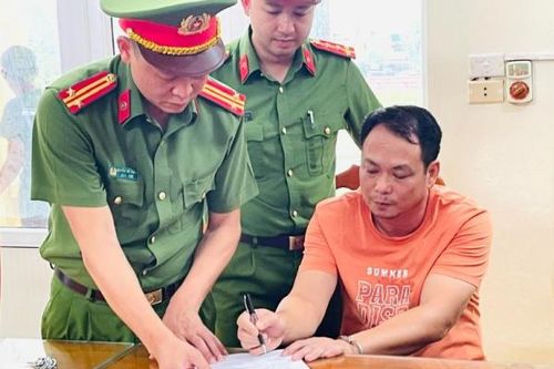 Bí thư chi bộ kiêm trưởng phố lạm quyền bán đất nghĩa trang
