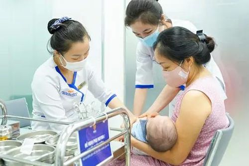 Hàng trăm trẻ mắc ho gà trong gần 1 tháng qua