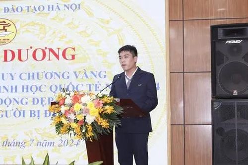 Tuyên dương học sinh Thủ đô có thành tích đặc biệt