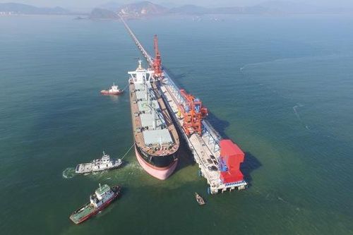 Cảng biển nước sâu Cửa Lò 'đón' tàu trọng tải lên 100.000 DWT
