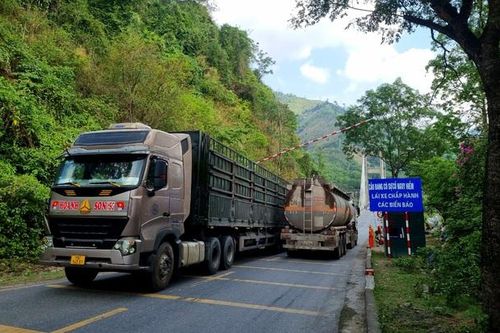 Nguy cơ mất an toàn, kiến nghị bố trí vốn cấp bách xây cầu huyết mạch
