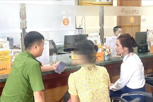 Suýt sập bẫy vì được hứa tặng 50.000 USD