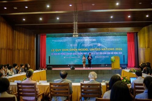 Hơn 120 sinh viên, học sinh tham gia hội nghị mô phỏng Liên hợp quốc