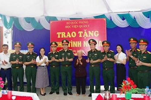 Gắn kết tình quân dân