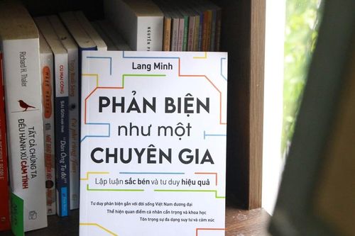 Phản biện như chuyên gia