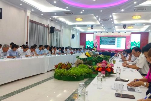 Cải thiện môi trường kinh doanh song hành với bảo vệ môi trường
