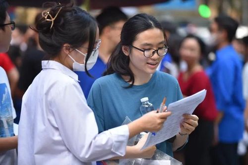 Từ hôm nay (31/7), thí sinh nộp lệ phí xét tuyển trực tuyến theo số lượng nguyện vọng