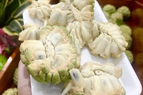Loại quả từng bị lãng quên nay lại được săn đón, giá 200.000 đồng/kg vẫn 'cháy' hàng