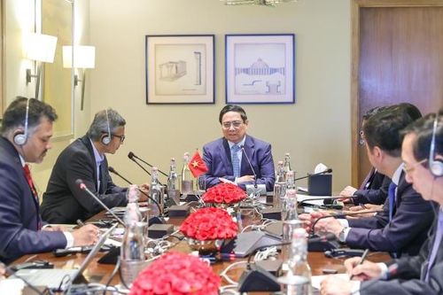 Thủ tướng Phạm Minh Chính tiếp các tập đoàn công nghiệp, dầu khí, công nghệ hàng đầu Ấn Độ