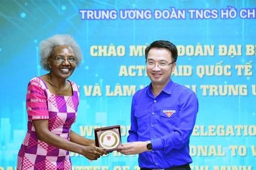 Bí thư T.Ư Đoàn tiếp xã giao Chủ tịch Hội đồng Quản trị Quốc tế của ActionAid