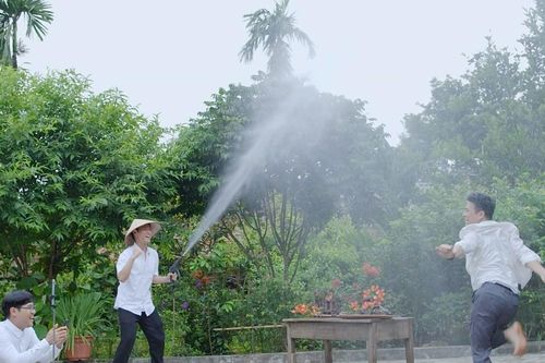 Anh Đức kể hậu trường cảnh quay khiến khán giả 'sặc nước' vì cười