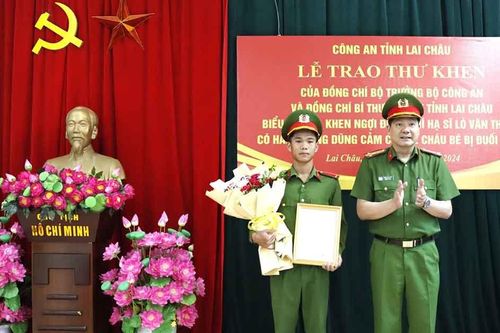 Bộ trưởng Lương Tam Quang gửi thư khen chiến sĩ cứu sống 2 cháu bé