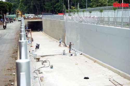 TP Hồ Chí Minh: Hầm chui Trần Quốc Hoàn nối Nhà ga T3 trước ngày thông xe