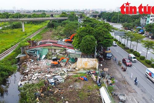Cưỡng chế giải phóng mặt bằng để hoàn thiện hạ tầng dự án cầu Thanh Trì