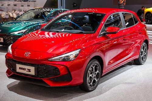 Xe hơi đẹp long lanh, công suất 191 mã lực, siêu tiết kiệm xăng, giá hơn 320 triệu đồng