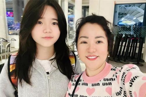 Một năm mới khoe ảnh con, Thúy Nga tiết lộ sự thay đổi khó tin ở con gái cưng