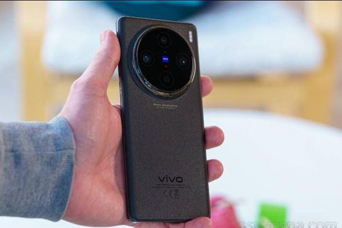 Hé lộ smartphone có camera khẩu độ cực lớn, dễ dàng hạ gục Galaxy S24 Ultra, iPhone 15 Pro Max
