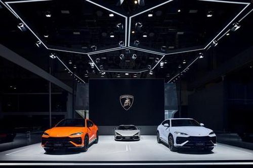 Lamborghini đạt doanh số kỷ lục