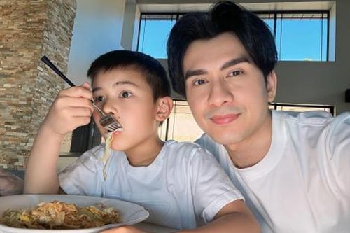 Con trai 7 tuổi của Đan Trường lên kênh truyền hình lớn ở nước ngoài, chia sẻ 1 chuyện gây bất ngờ