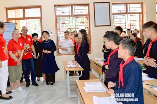 Tập trung khai thác tiềm năng, phát huy thế mạnh du lịch văn hóa