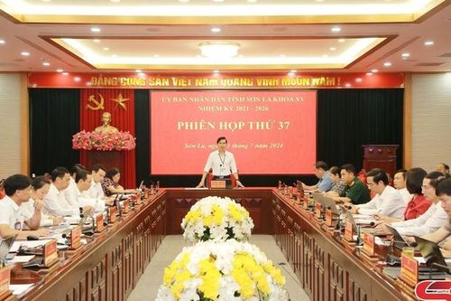 Phiên họp thứ 37, UBND tỉnh khóa XV